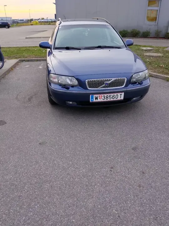 Volvo V70 2002 photo 3