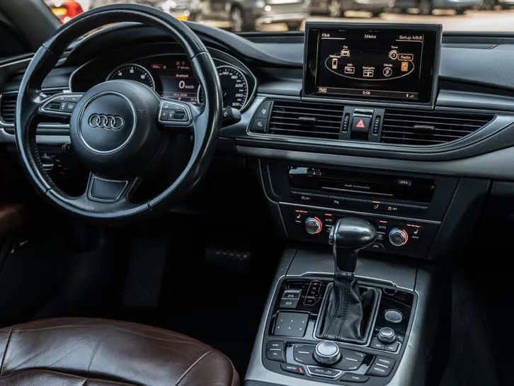 Audi A7 2011 photo 2