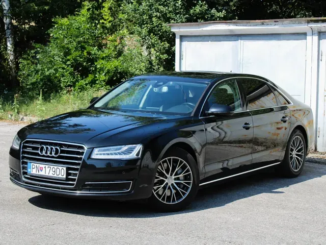 Audi A8 Long 2016 photo 2