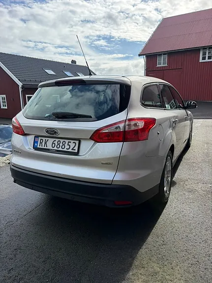 Ford Focus 2013 photo 3