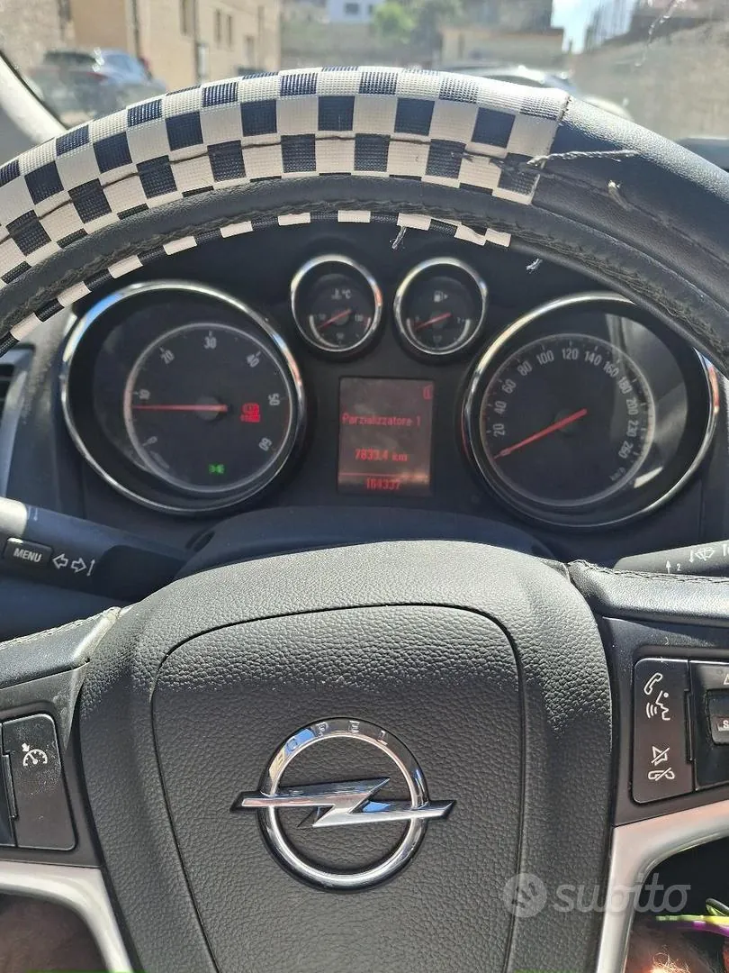 Opel Astra 2010 photo 5