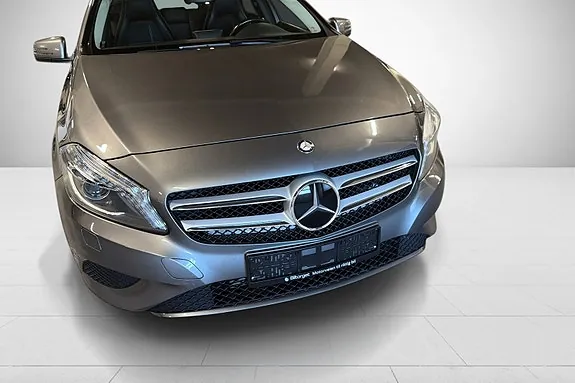 Mercedes-Benz A 180 2014 photo 4
