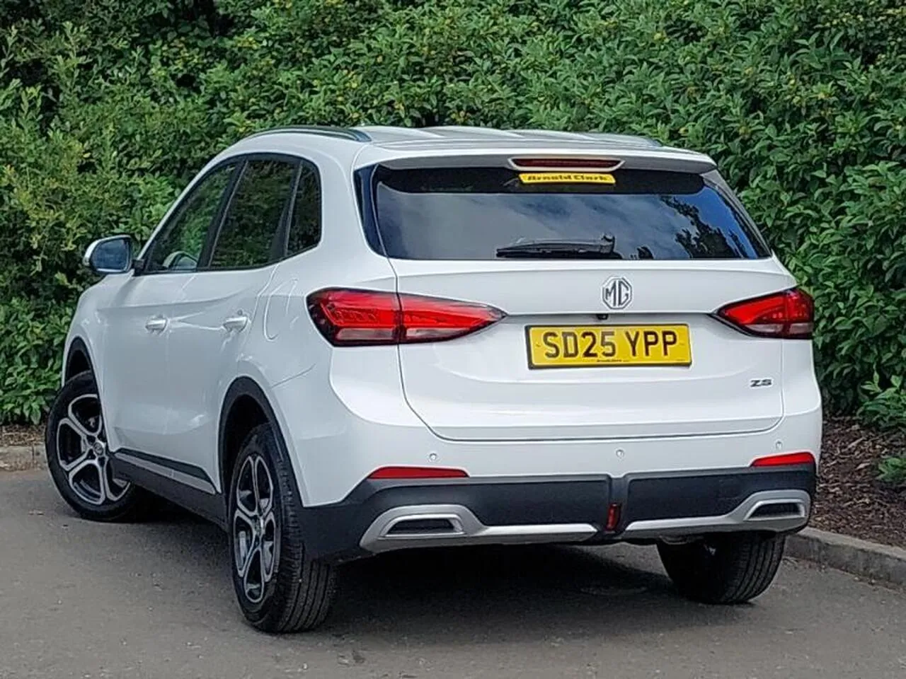 MG Mg Zs 2025 photo 2