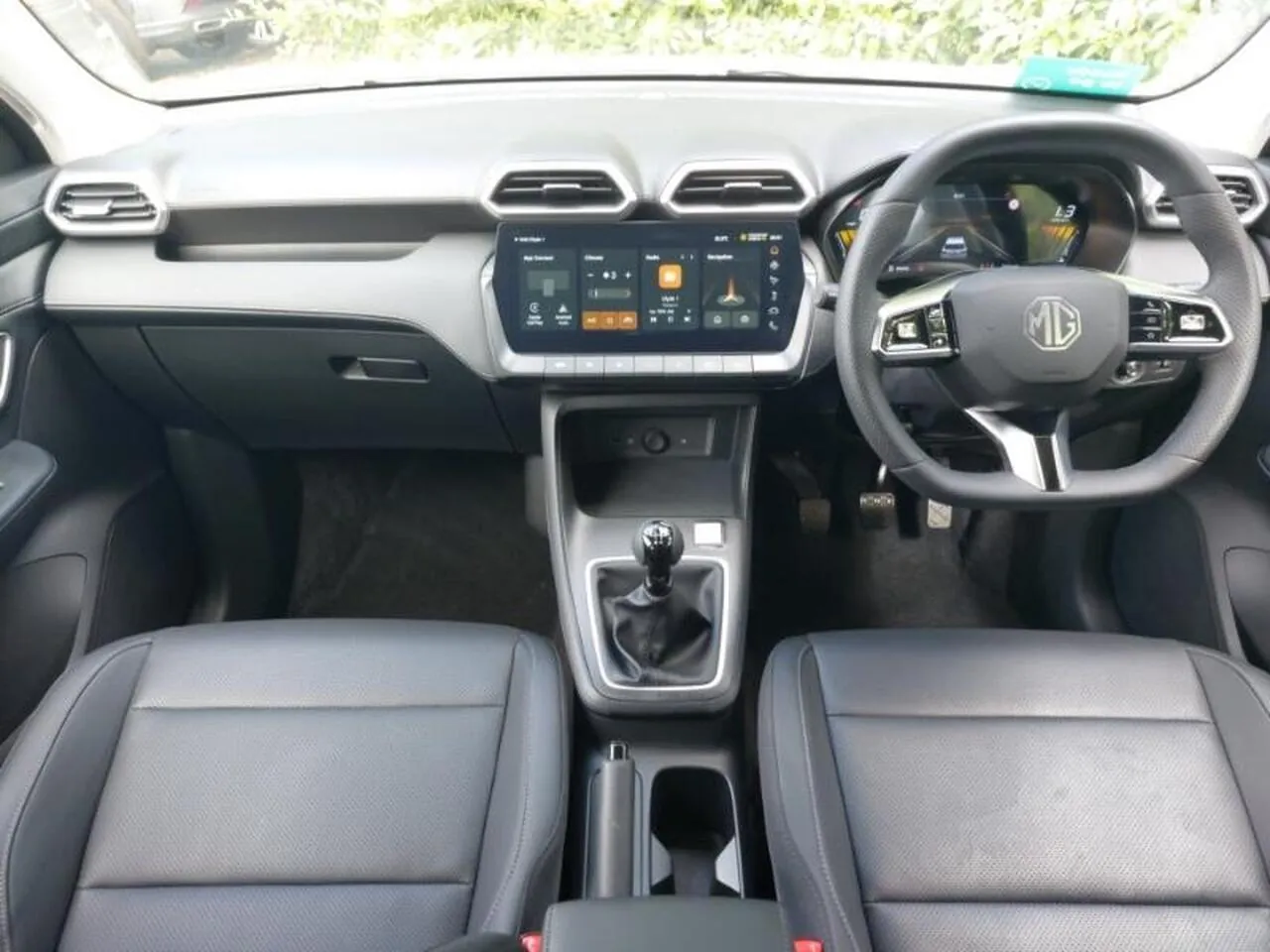MG Mg Zs 2025 photo 3