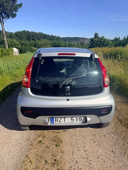 Peugeot 107 2006 photo 4
