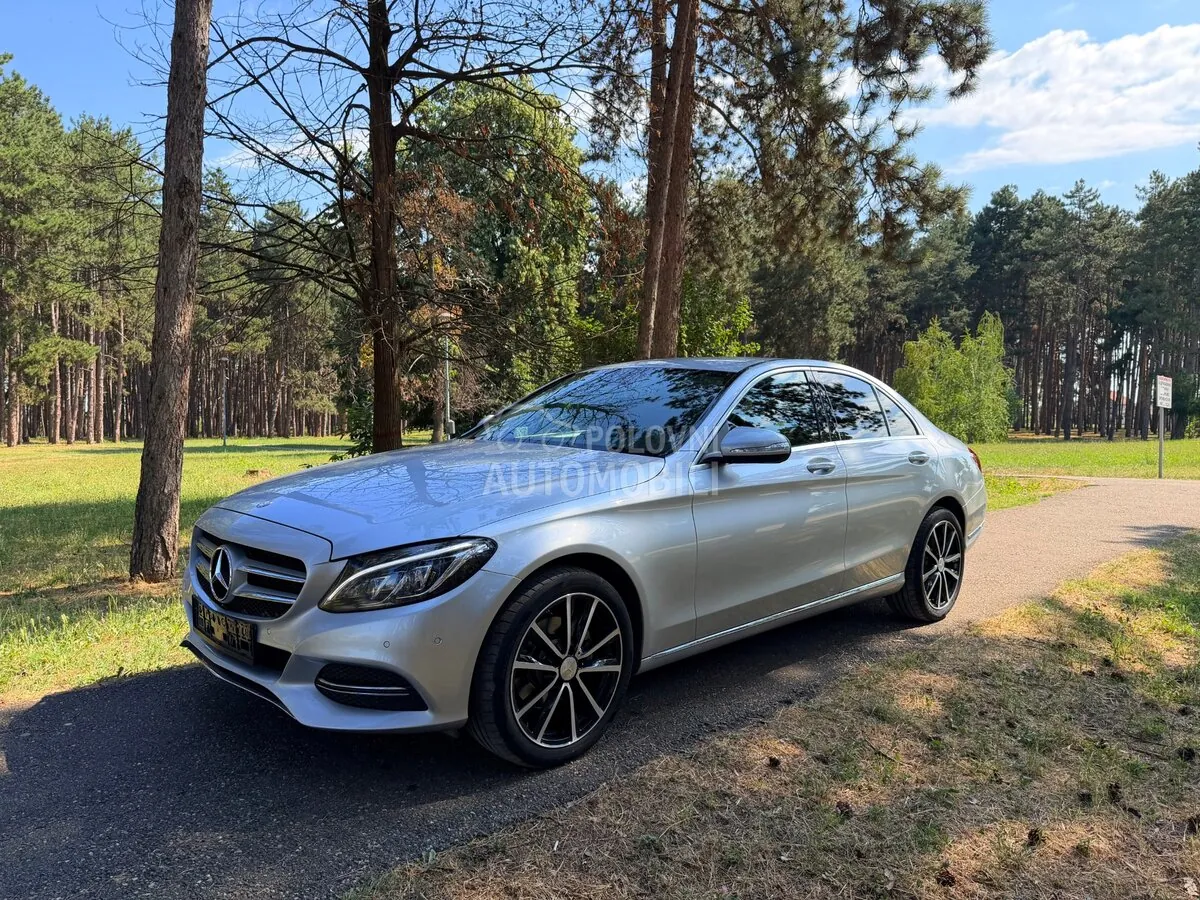 Mercedes-Benz C 220