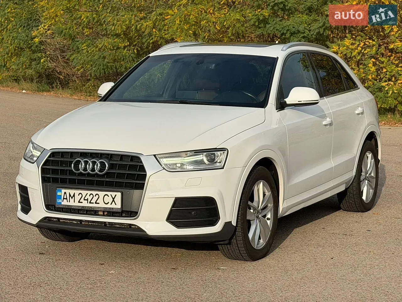 Audi Q3 2016 photo 2