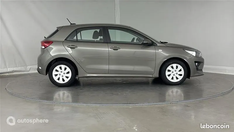 Kia Rio 2022 photo 4