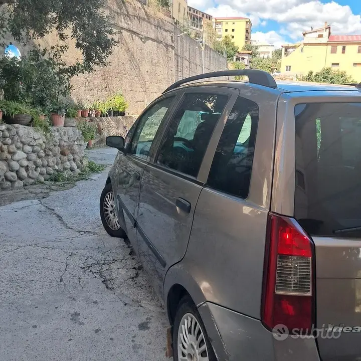 Fiat Idea 2007 photo 2