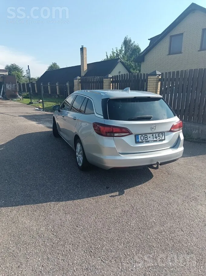Opel Astra 2016 photo 2