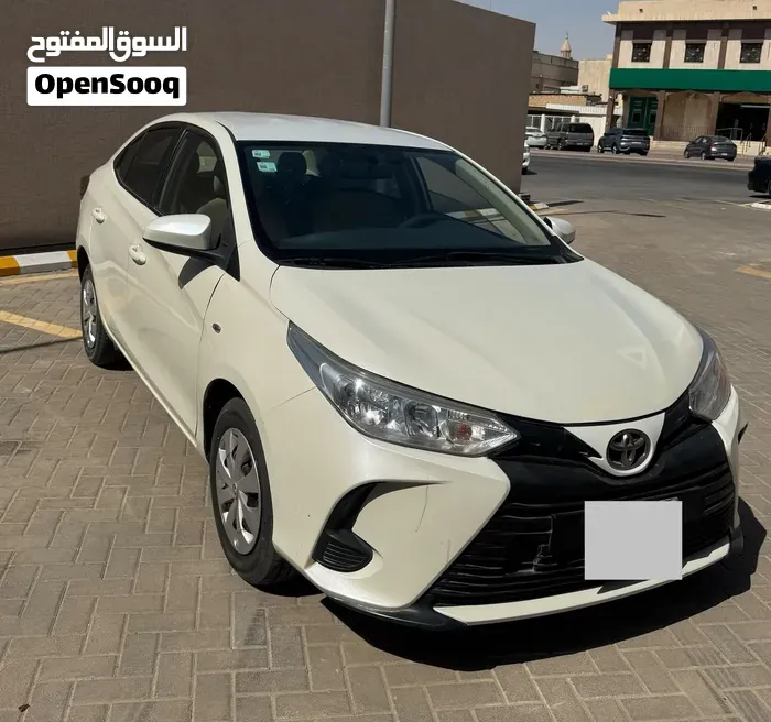Toyota Yaris 2021 photo 2
