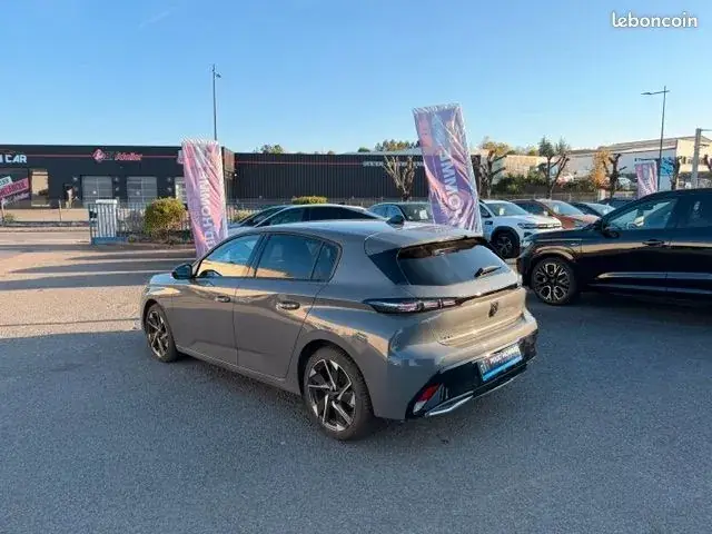 Peugeot 308 2025 photo 2