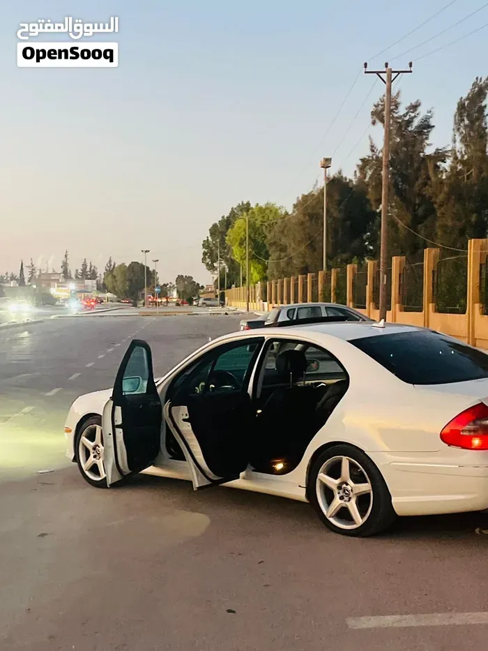 Mercedes-Benz E-Class 2008 photo 2