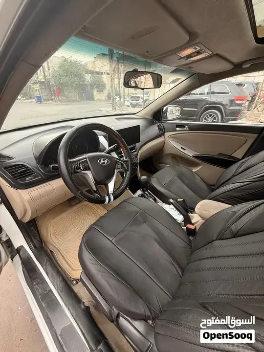 Hyundai Accent 2015 photo 3