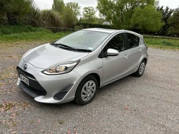 Toyota Aqua 2018 photo 2