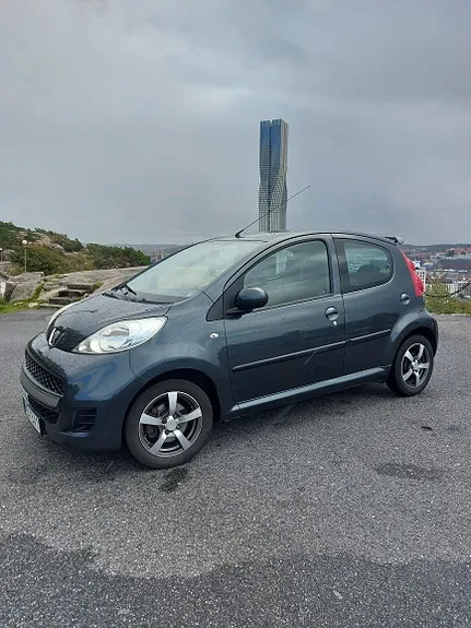 Peugeot 107 2012 photo 4