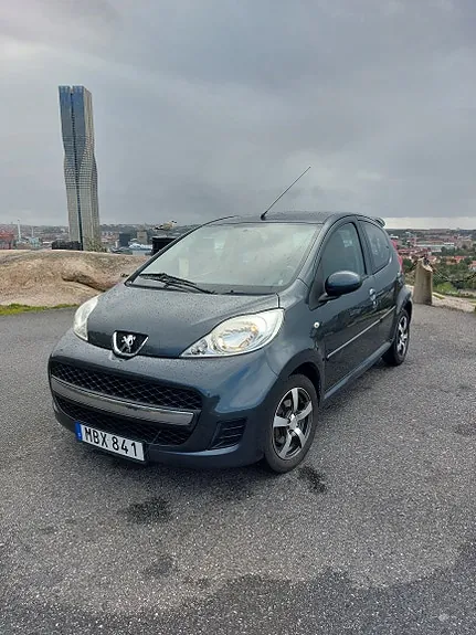 Peugeot 107 2012 photo 3