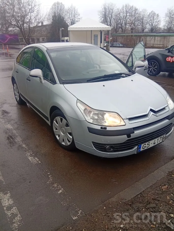 Citroen C4 2006 photo 3