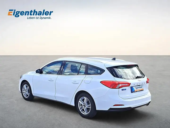Ford Focus Traveller 2022 photo 3