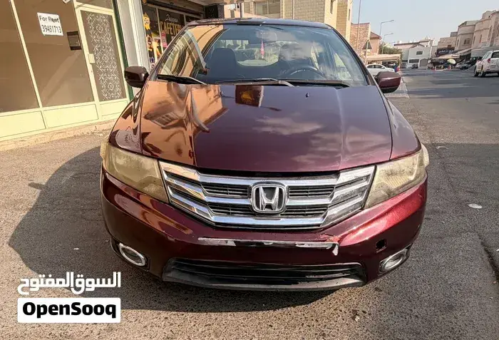 Honda City 2012 photo 2