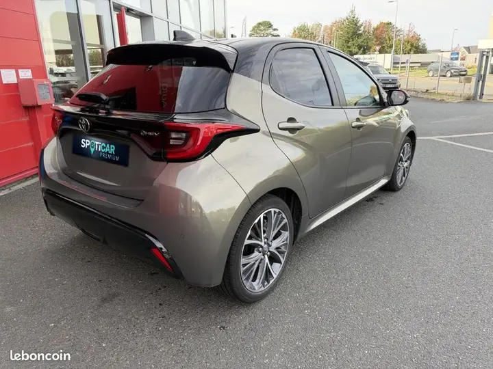Toyota Yaris 2024 photo 4