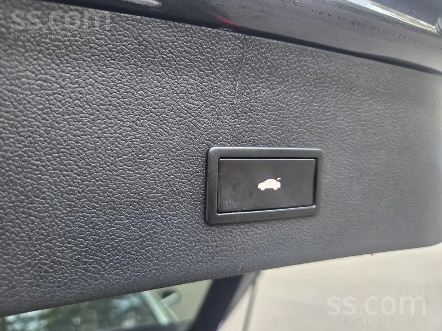 Audi A4 2011 photo 5