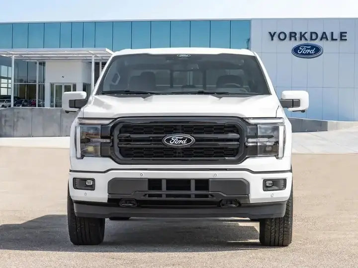 Ford F-150 2026 photo 2