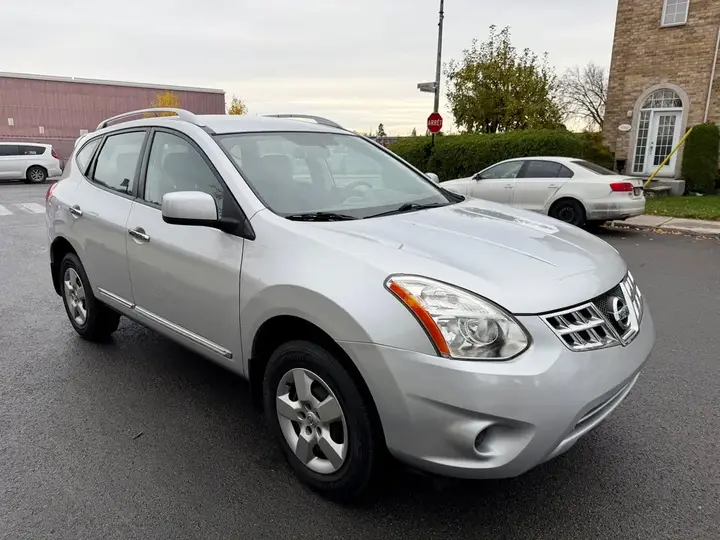 Nissan Rogue 2013 photo 2