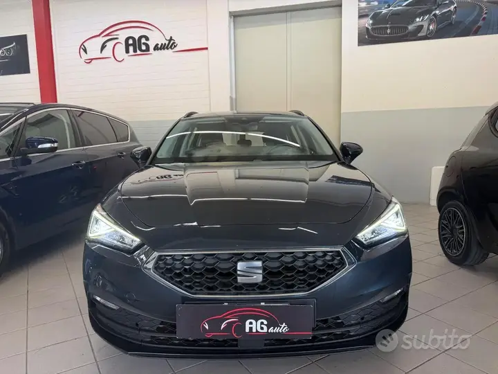 Seat Leon 2022 photo 2