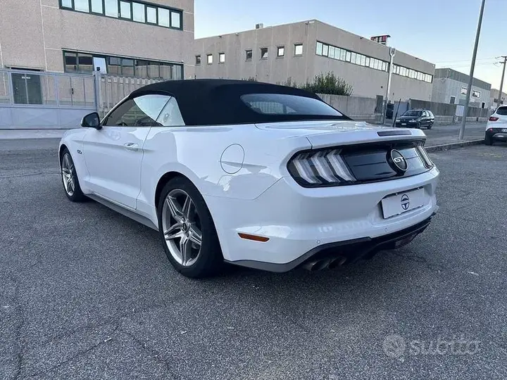 Ford Mustang 2025 photo 4