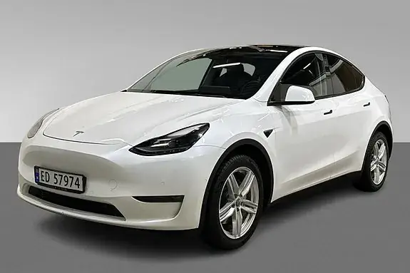 Tesla Model Y 2022 photo 2