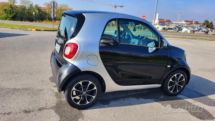 Smart Fortwo 2015 photo 2