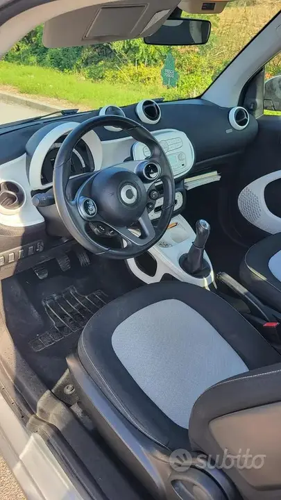 Smart Fortwo 2015 photo 3