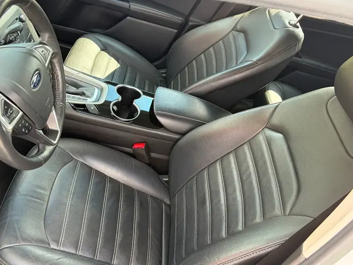Ford Fusion 2014 photo 5