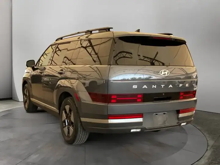 Hyundai Santa Fe 2026 photo 3