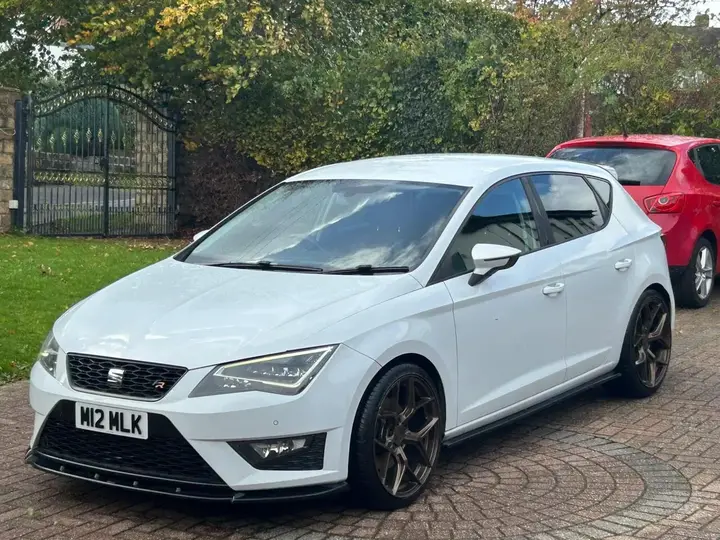 Seat Leon 2015 photo 4