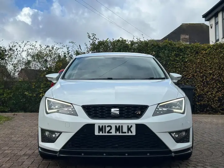 Seat Leon 2015 photo 3
