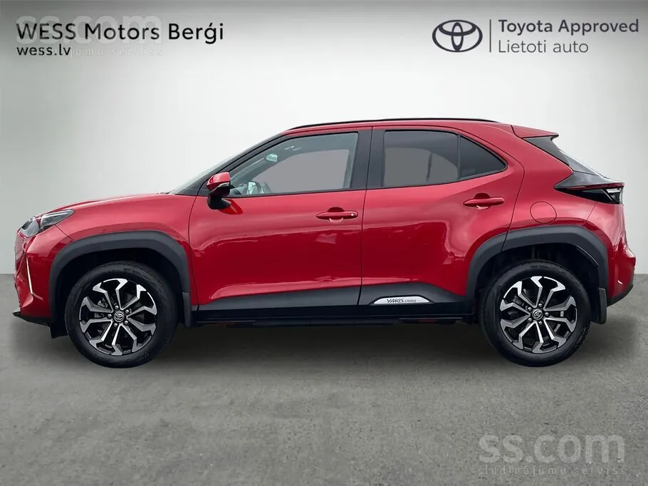 Toyota Yaris Cross 2025 photo 3