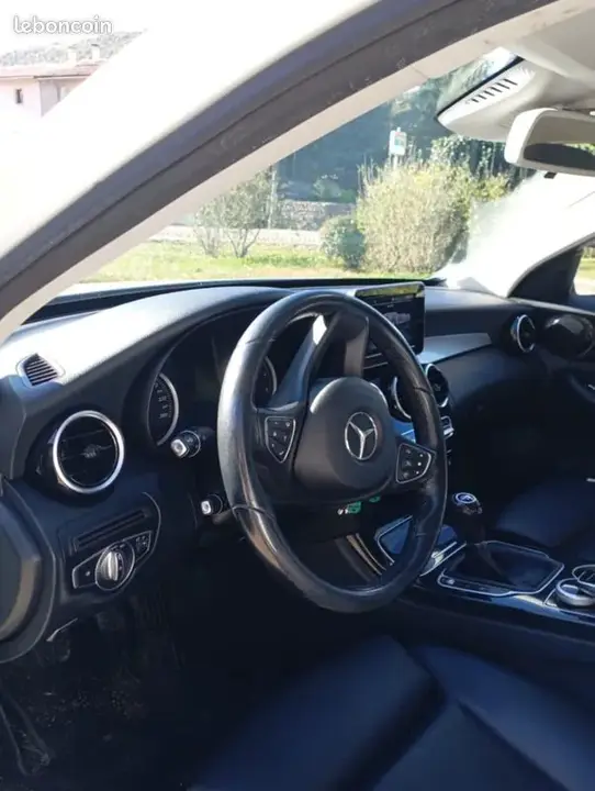 Mercedes-Benz C-Class 2017 photo 3