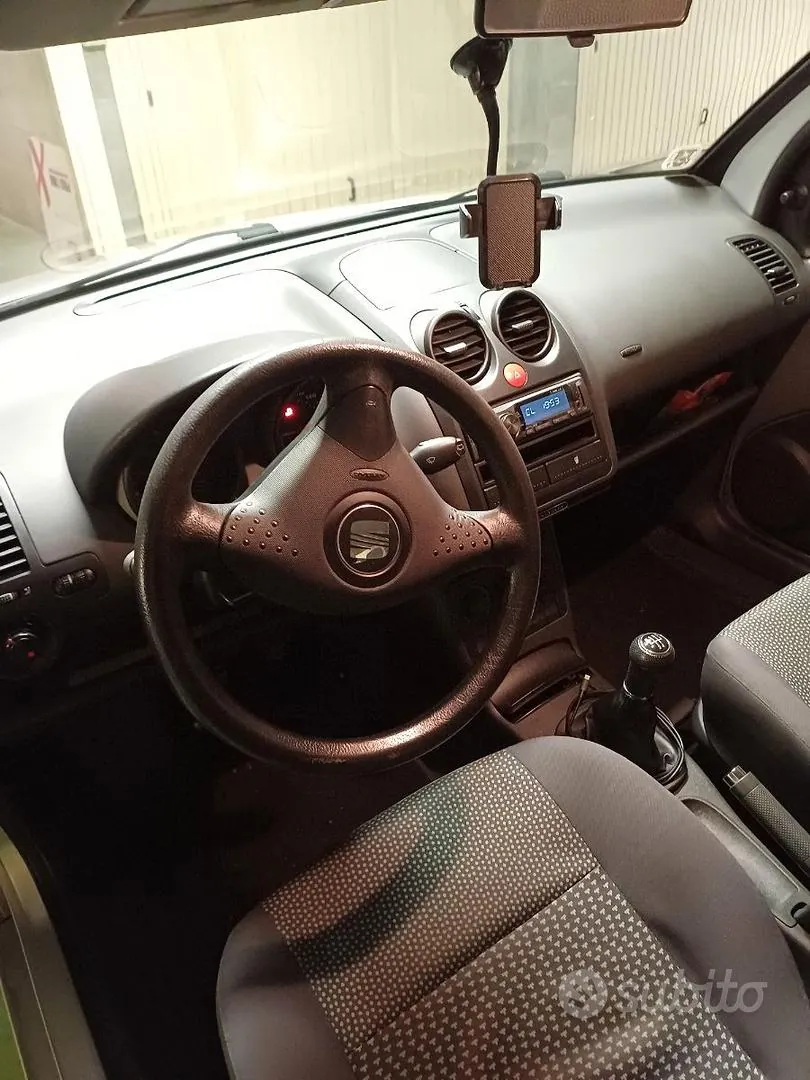 Seat Arosa 2004 photo 3
