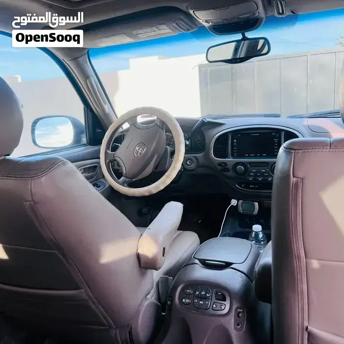 Toyota Sequoia 2007 photo 2