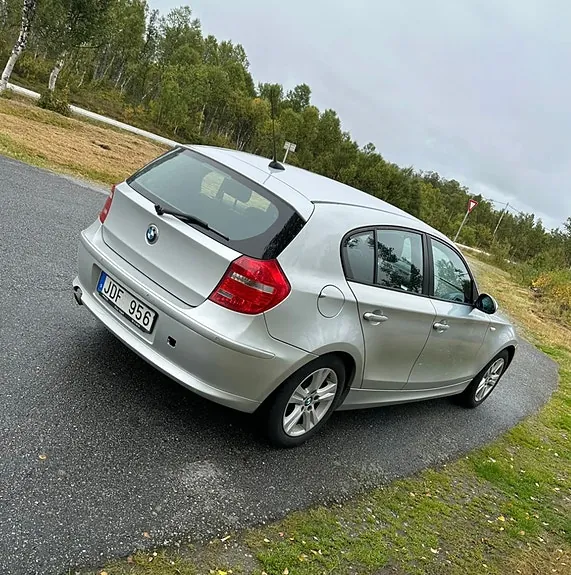 BMW 116I 2009 photo 4