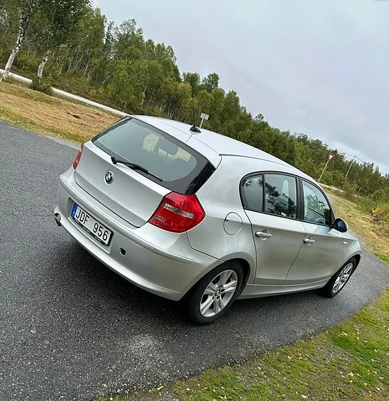 BMW 116I 2009 photo 3