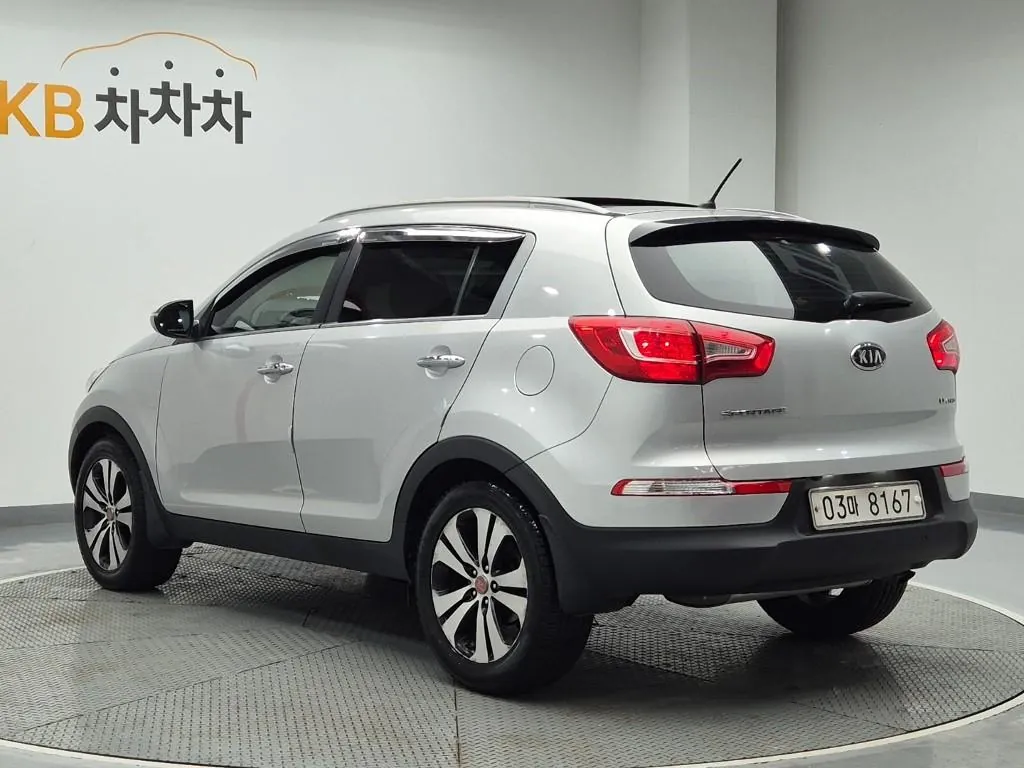 Kia Sportage 2011 photo 2