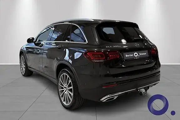 Mercedes-Benz Glc300 E 2021 photo 3