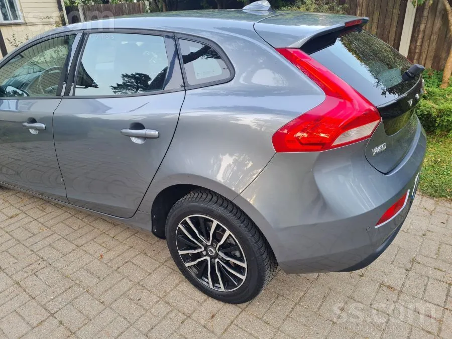 Volvo V40 2017 photo 5