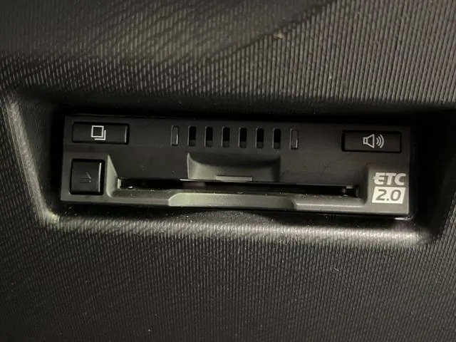 Toyota Aqua G 2015 photo 5