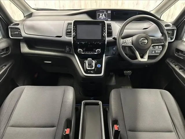 Nissan Sentra 2018 photo 3