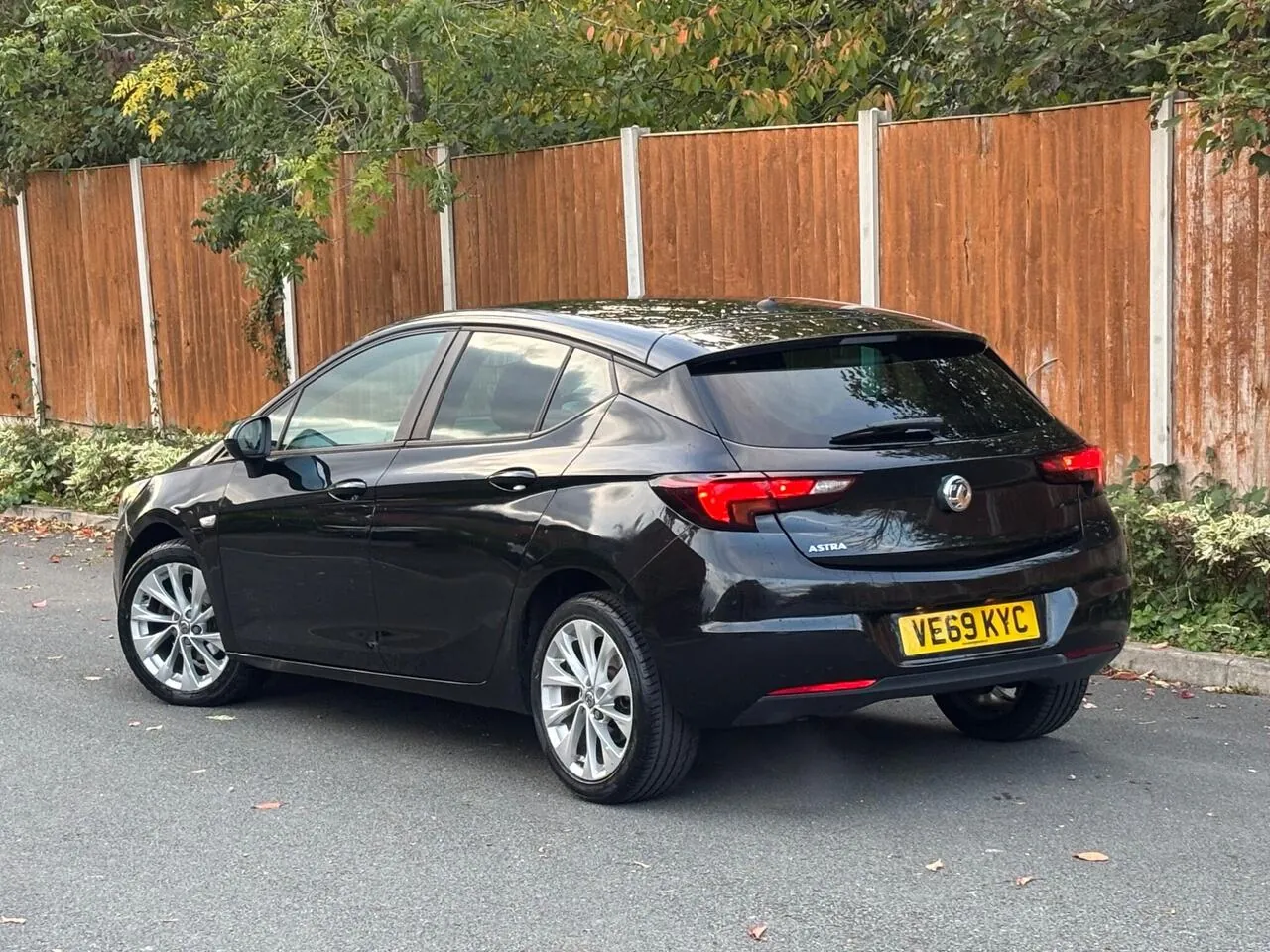 Vauxhall Astra 2019 photo 2