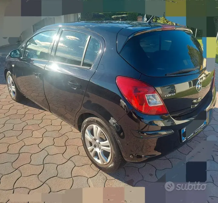 Opel Corsa 2012 photo 2